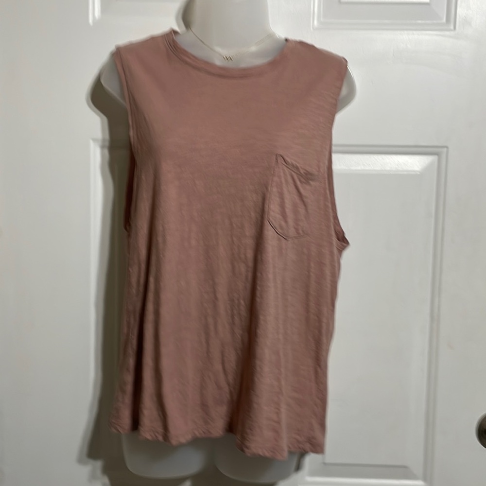 Vuori Like New Sunset Tank Large Color Burnt Clay/Pink